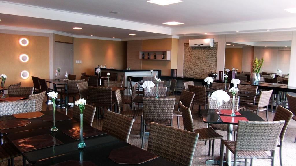 Calhau Praia Hotel São Luís Buitenkant foto